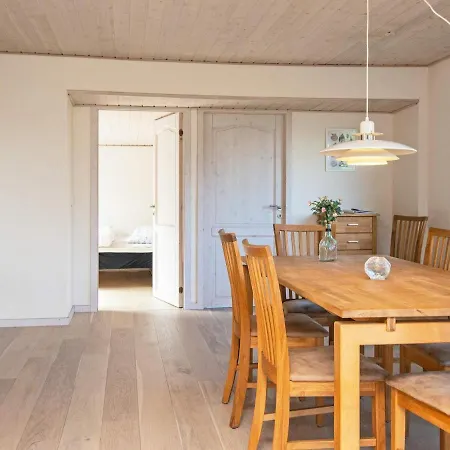 4 Person In B Rkop Børkop